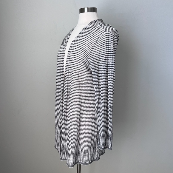 Eileen Fisher Fine Organic Linen Crepe Knit Simple Striped Cardigan Sweater Sz M - Picture 7 of 11